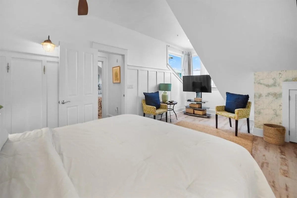 Carillon Market 305 Panama City Beach Apartment
