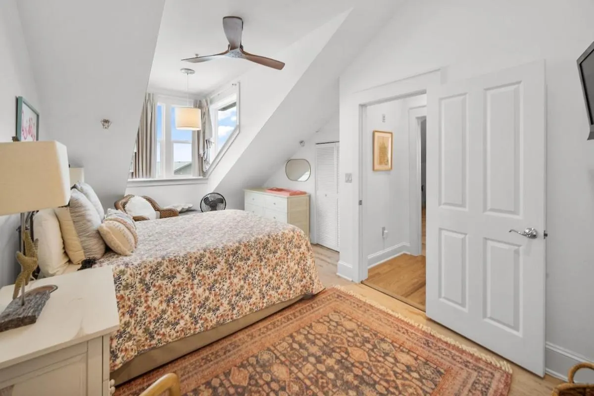 Carillon Market 305 Panama City Beach Apartment