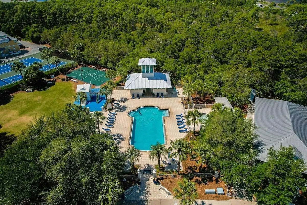 Carillon Market 305 Panama City Beach Apartment